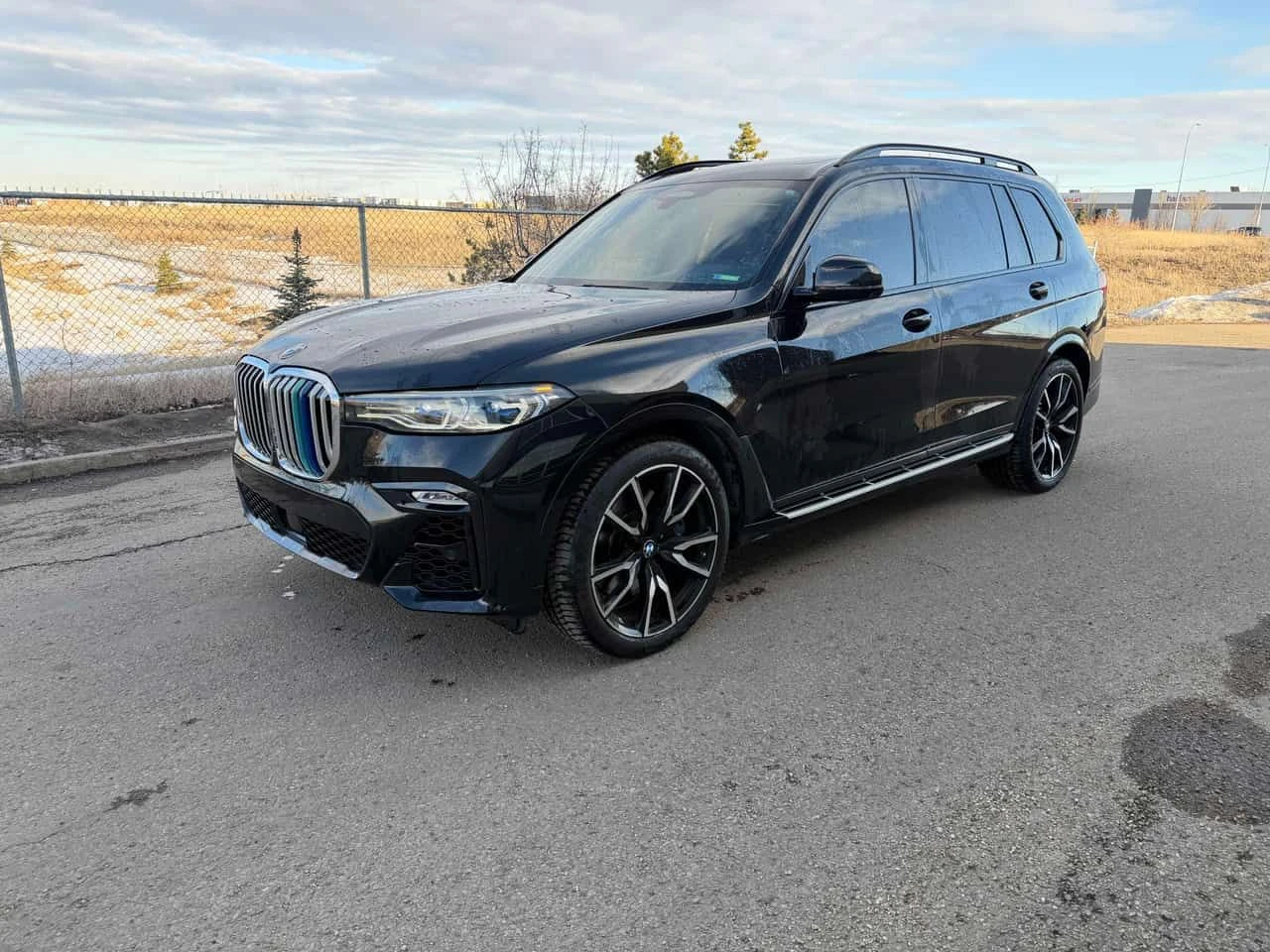 BMW X7 xDrive50i/ПАНОРАМА/B&W/ОБДУХВАНЕ/360/ДИСТРОНИК