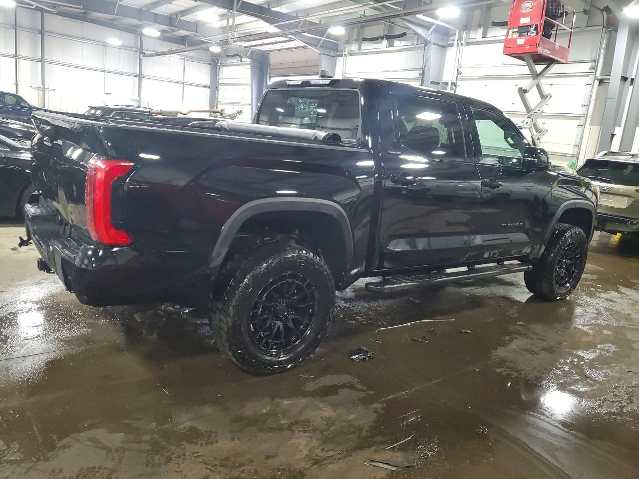 Toyota Tundra 4WD Limited CrewMax 5.5' Bed | Mobile.bg � ����������� 3