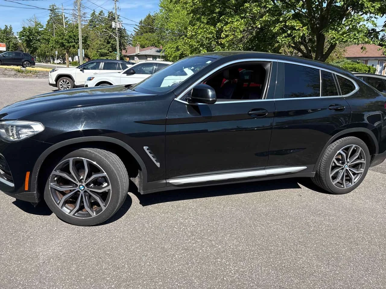 BMW X4 XDRIVE * M ЧЕРВЕН САЛОН* ПАНОРАМА* , снимка 3 - Автомобили и джипове - 54703132