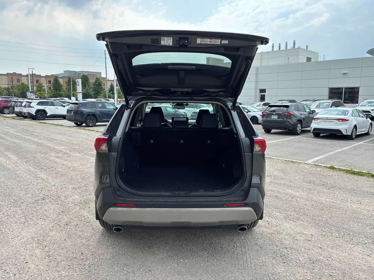 Toyota Rav4 Hybrid Limited| ОТ ГЛАВНО ПРЕДСТАВИТЕЛСТВО| CARFAX, снимка 4 - Автомобили и джипове - 54859609