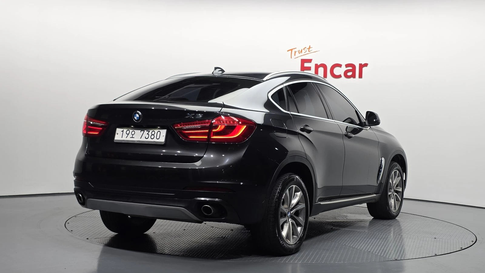 BMW X6 xDrive30d* ЛЮК* HUD* 360* КРАЙНА ЦЕНА, снимка 2 - Автомобили и джипове - 55348607