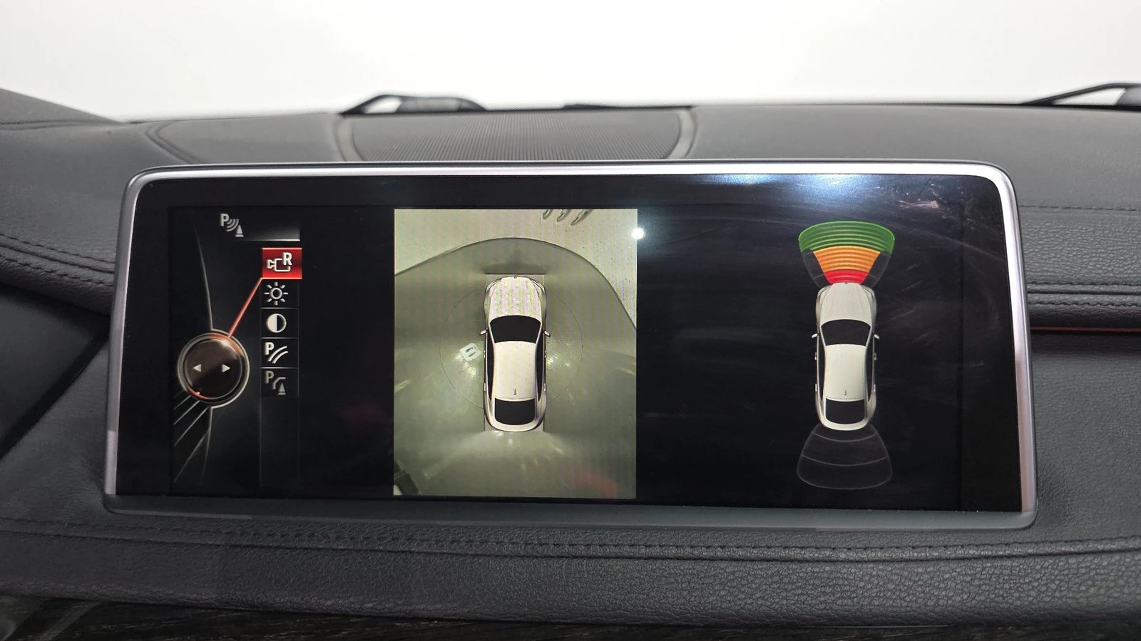 BMW X6 xDrive30d* ЛЮК* HUD* 360* КРАЙНА ЦЕНА, снимка 15 - Автомобили и джипове - 55348607