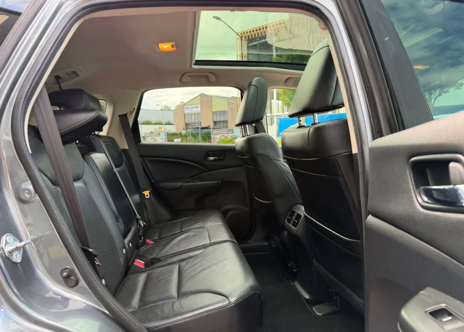 Honda Cr-v 2.0 I-vtec 4x4 Executive , снимка 7 - Автомобили и джипове - 55775919