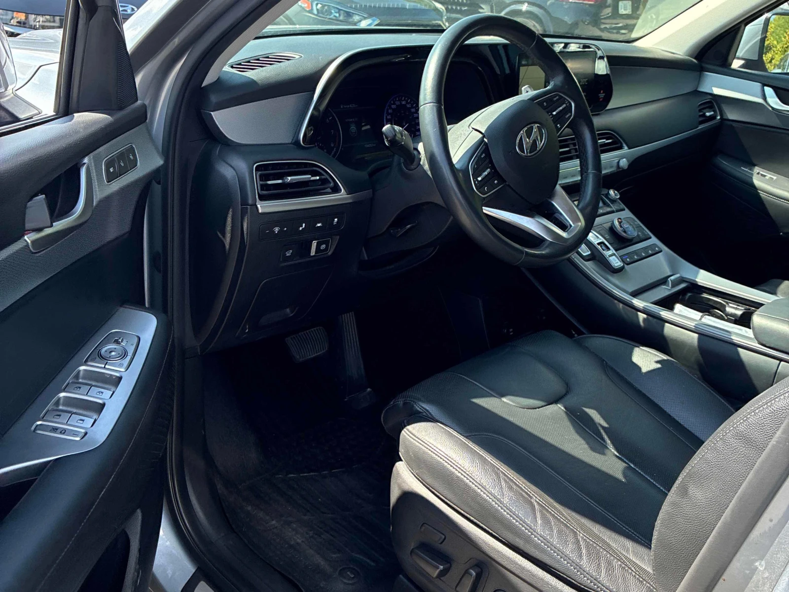 Hyundai Palisade * Luxury * CARFAX * ОПЦИЯ ЗА ФИНАНСИРАНЕ , снимка 5 - Автомобили и джипове - 55979907