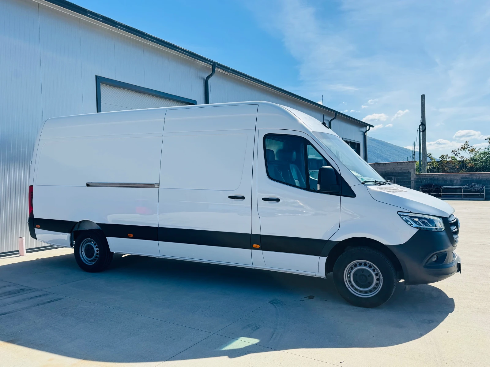 Mercedes-Benz Sprinter 316 316!Немски!МАХИ!ТОП!ЧИСТО НОВ!LED!, снимка 4 - Бусове и автобуси - 54548252