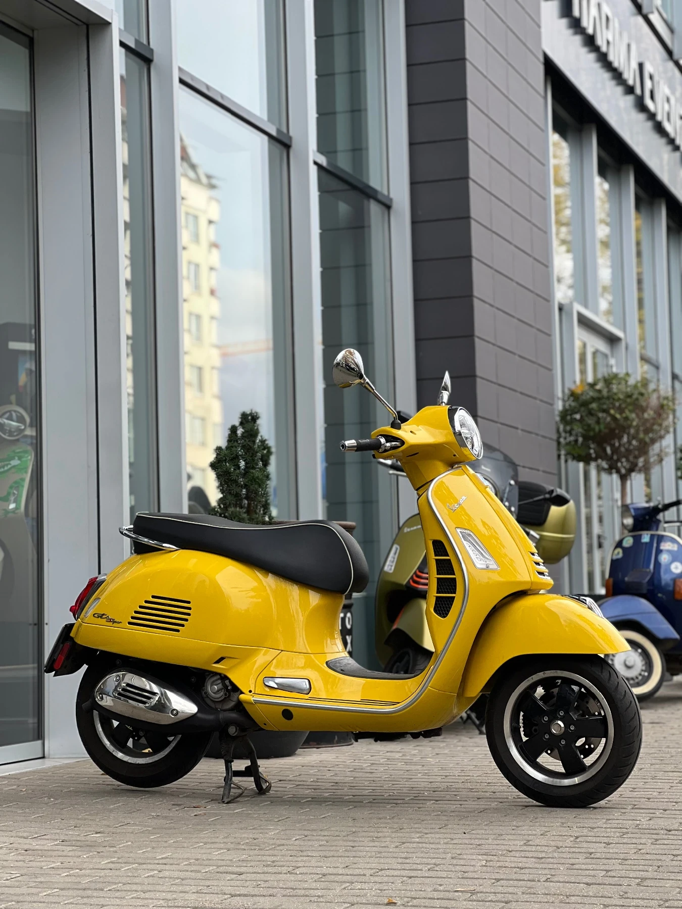 Vespa GTS Super 300 - изображение 3