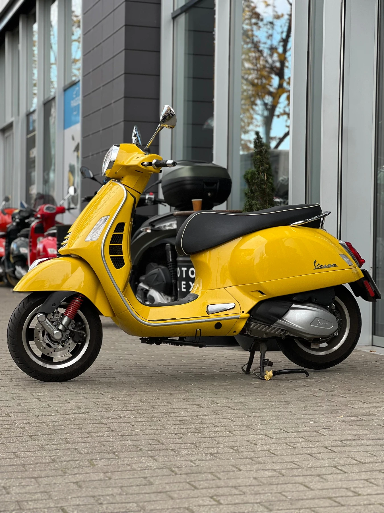 Vespa GTS Super 300 - изображение 5