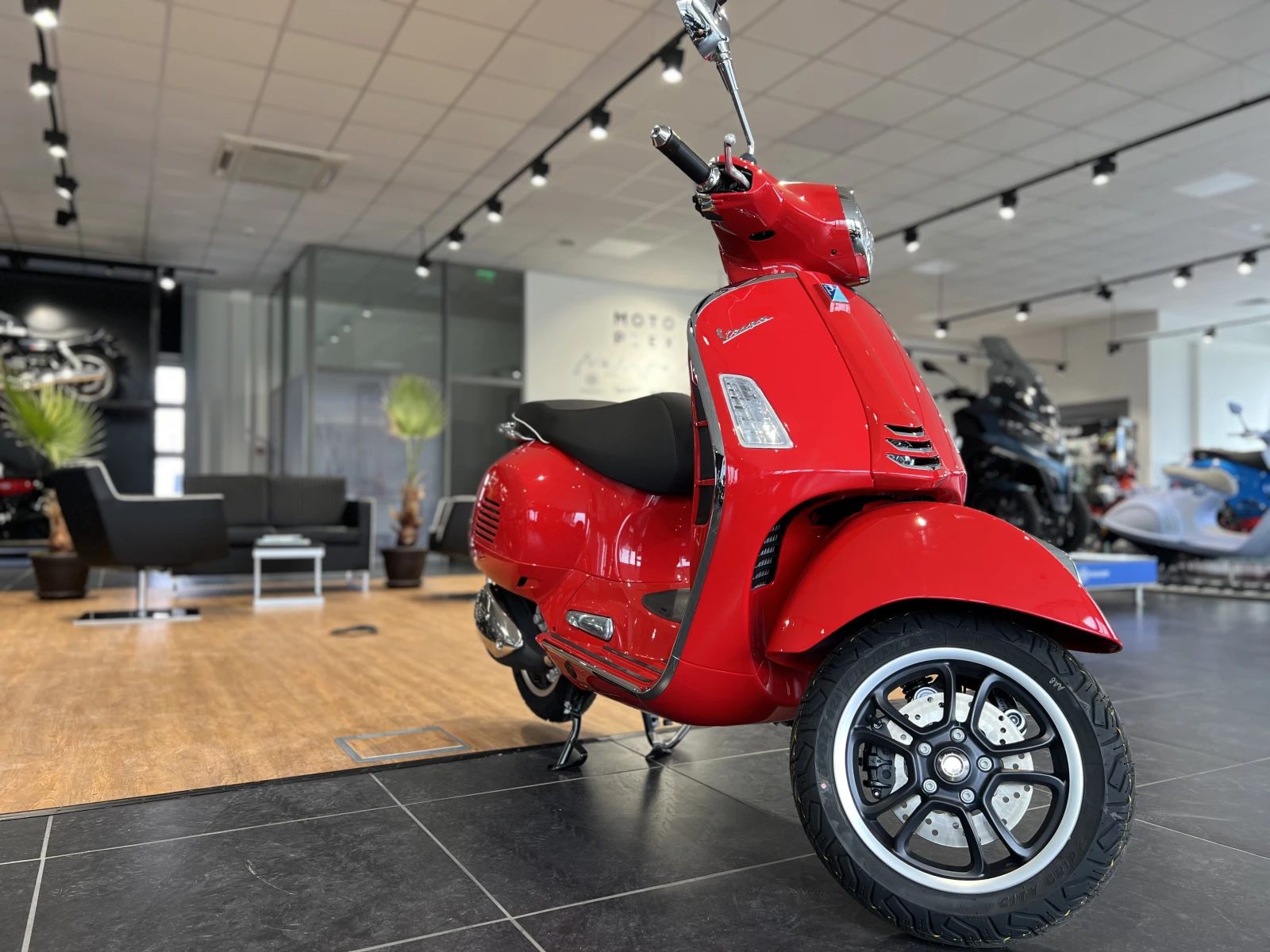 Vespa GTS 310 Super - изображение 2