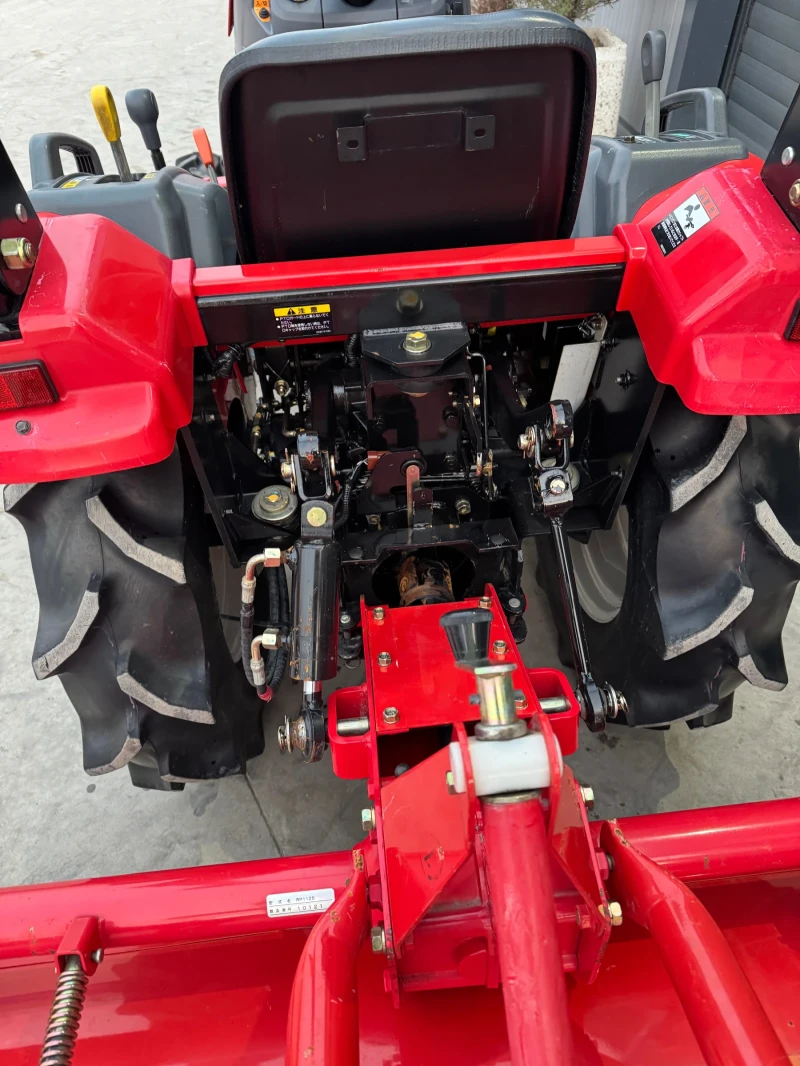 Трактор Kubota Mitsubishi GF130, снимка 4 - Селскостопанска техника - 53237356