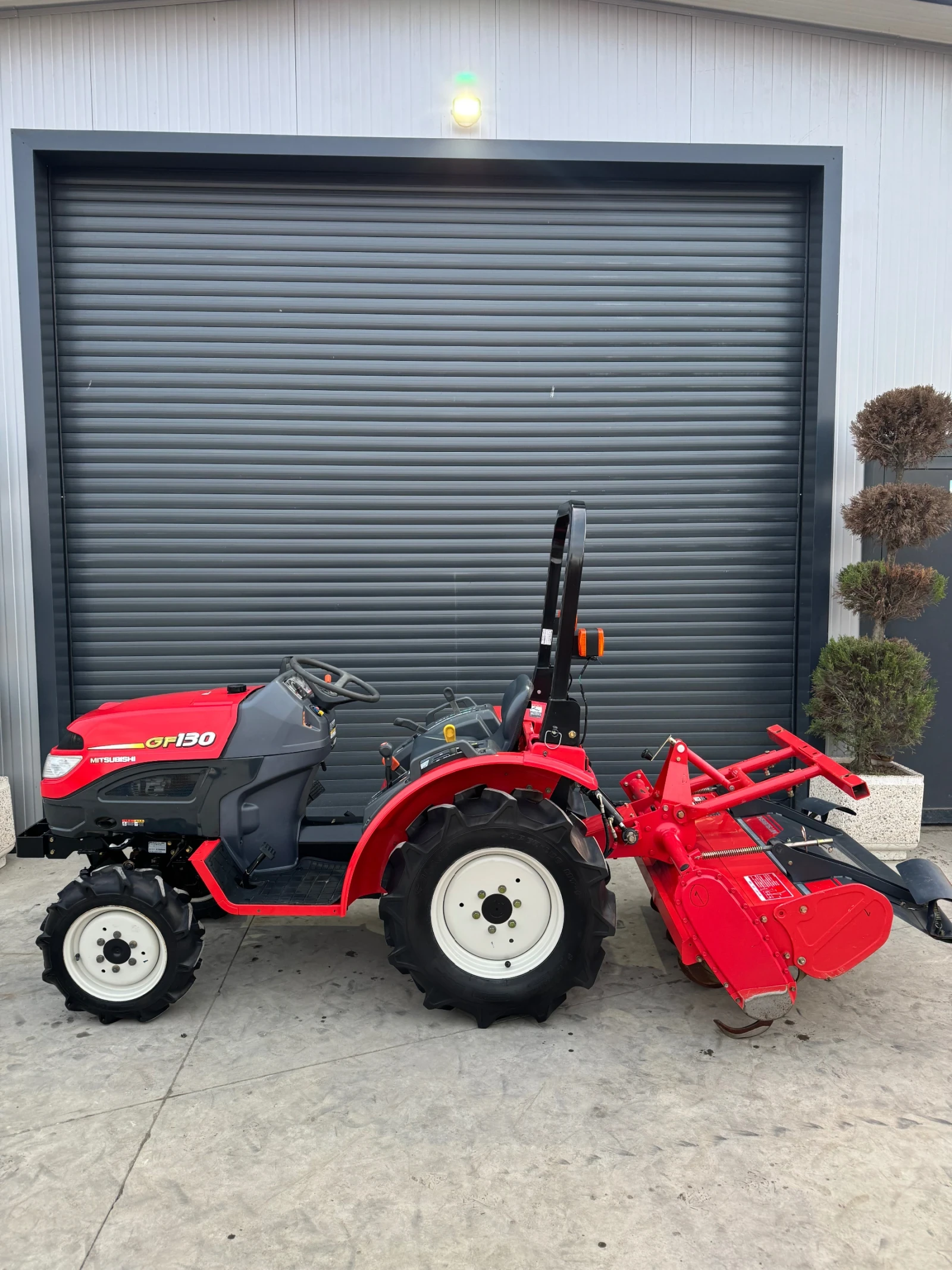 Трактор Kubota Mitsubishi GF130, снимка 1