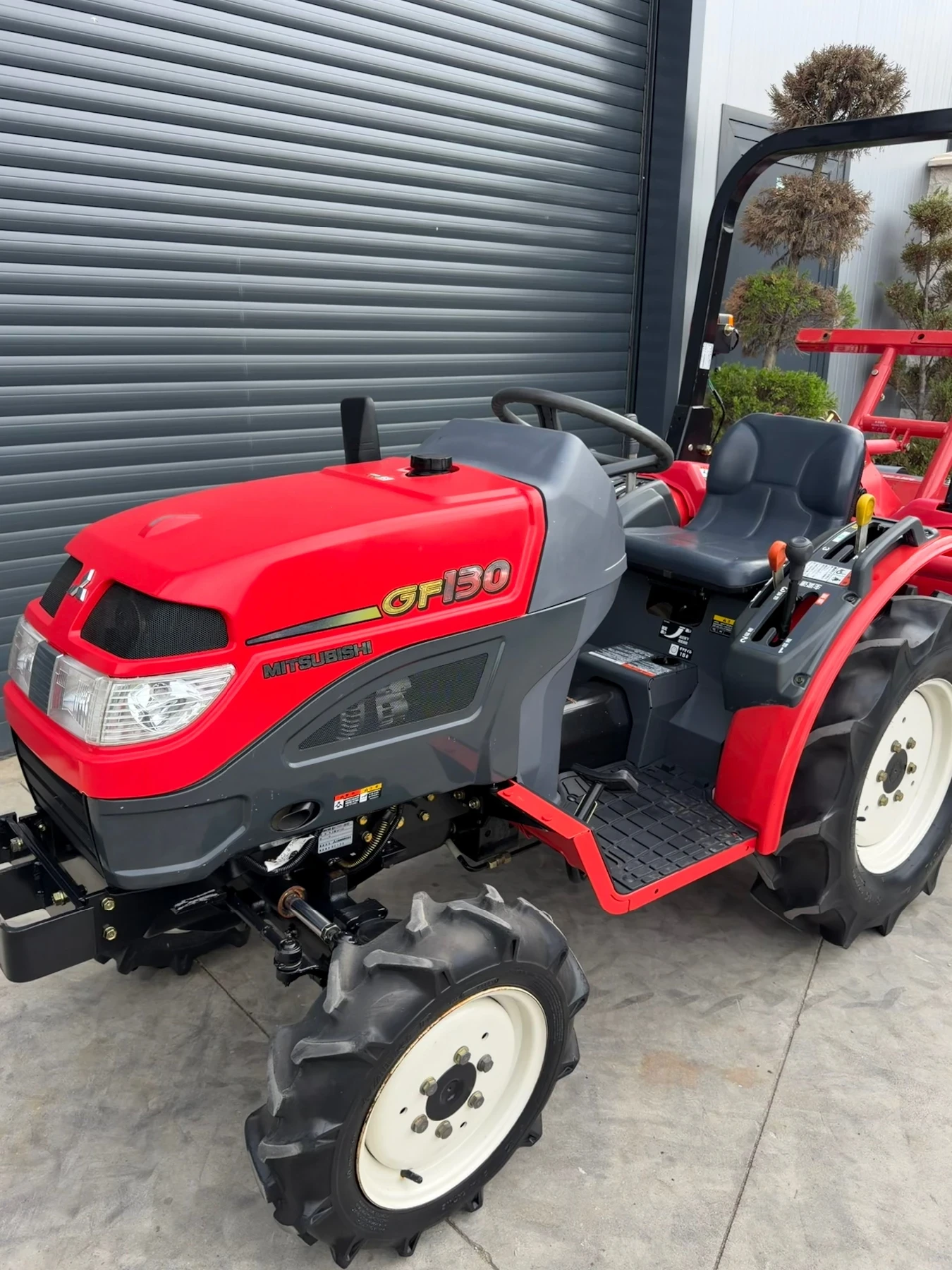 ������� Kubota Mitsubishi GF130 | Mobile.bg � ����������� 3