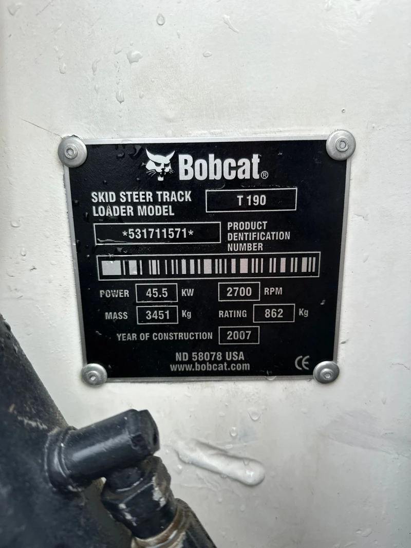 Мини челни товарачи Bobcat T190, снимка 8 - Индустриална техника - 48707928