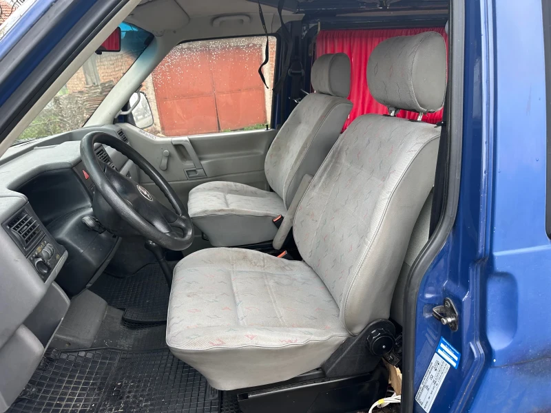 Кемпер VW Volkswagen Transporter (2, 5 TDI 85 к.с.) Californ, снимка 9 - Каравани и кемпери - 52586816