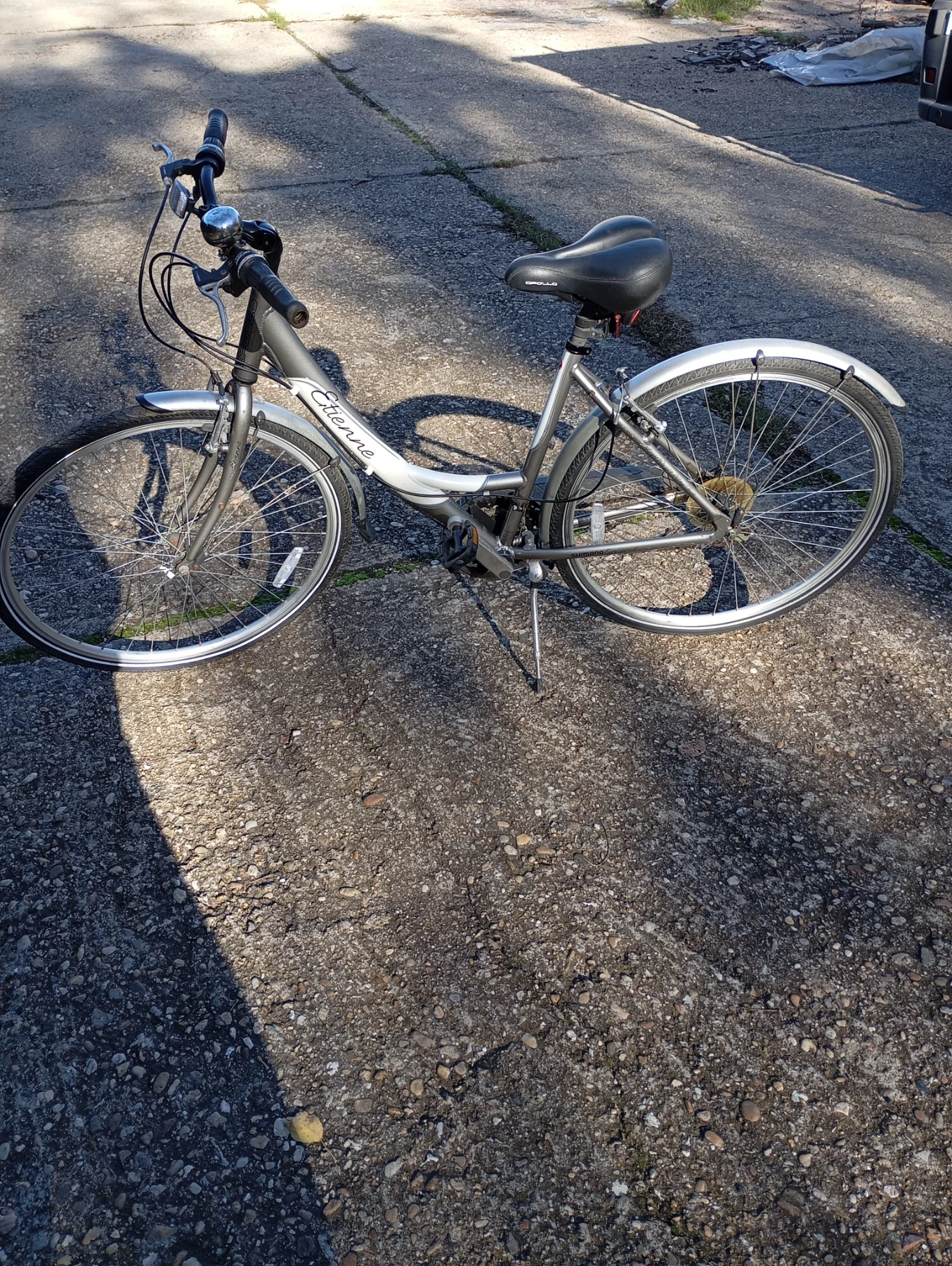  Apollo-Etienne | Mobile.bg   2