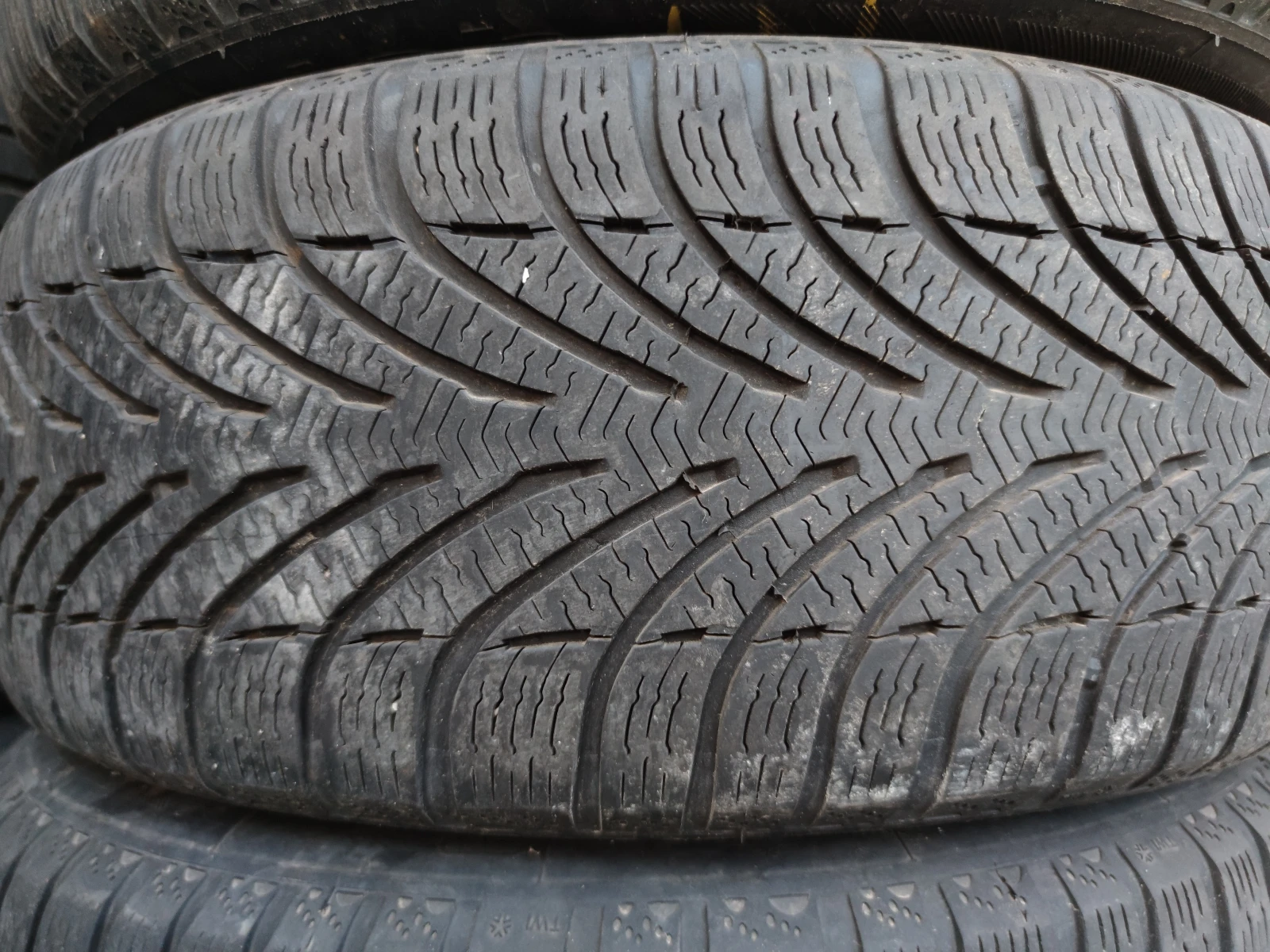  215/50R17 | Mobile.bg   3