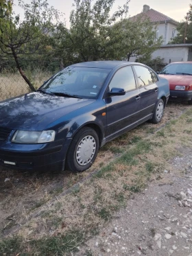     VW Passat Sedan