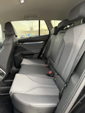 Skoda Enyaq  77.719 km Наличен  Термопомпа HUD, снимка 12