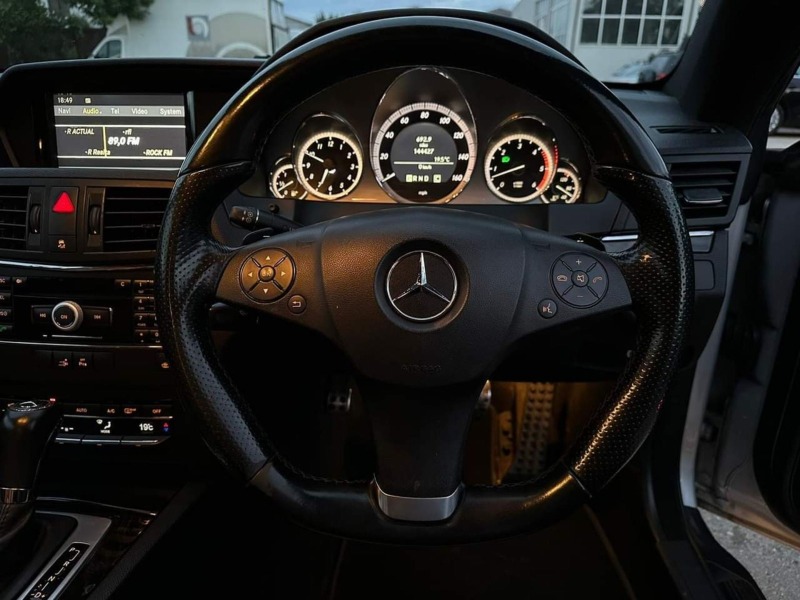 Mercedes-Benz E 350 Amg pack, снимка 16 - Автомобили и джипове - 46448434
