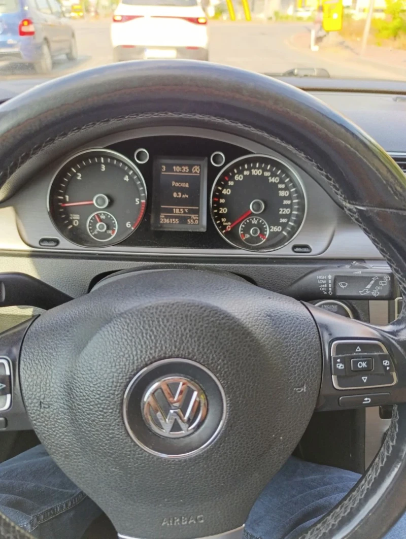 VW Passat, снимка 7 - Автомобили и джипове - 47817887