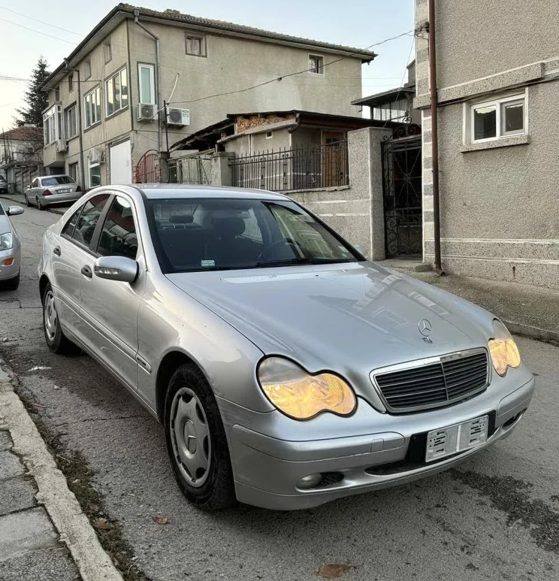 Mercedes-Benz C 220 CDI  НОВ ВНОС ПЕРФЕКТЕН, снимка 3 - Автомобили и джипове - 48515899