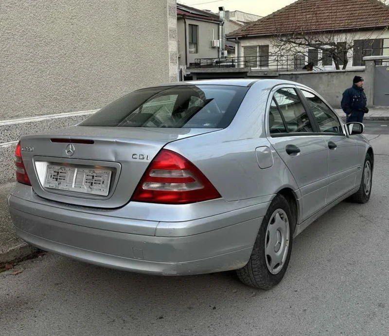 Mercedes-Benz C 220 CDI  НОВ ВНОС ПЕРФЕКТЕН, снимка 5 - Автомобили и джипове - 48515899