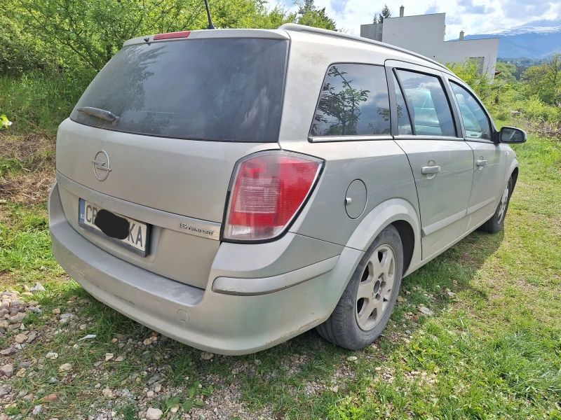 Opel Astra H 1.6 Twinport , снимка 5 - Автомобили и джипове - 48434982