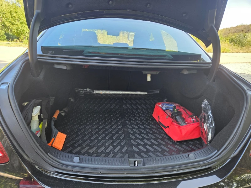 Mercedes-Benz E 63 AMG S+ , снимка 13 - Автомобили и джипове - 52577691