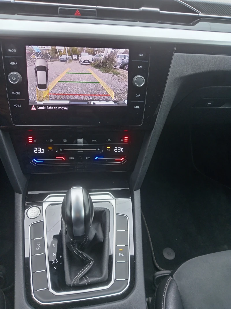 VW Arteon 2.0TDI DSG 4m R-line Гар., снимка 13 - Автомобили и джипове - 52362422