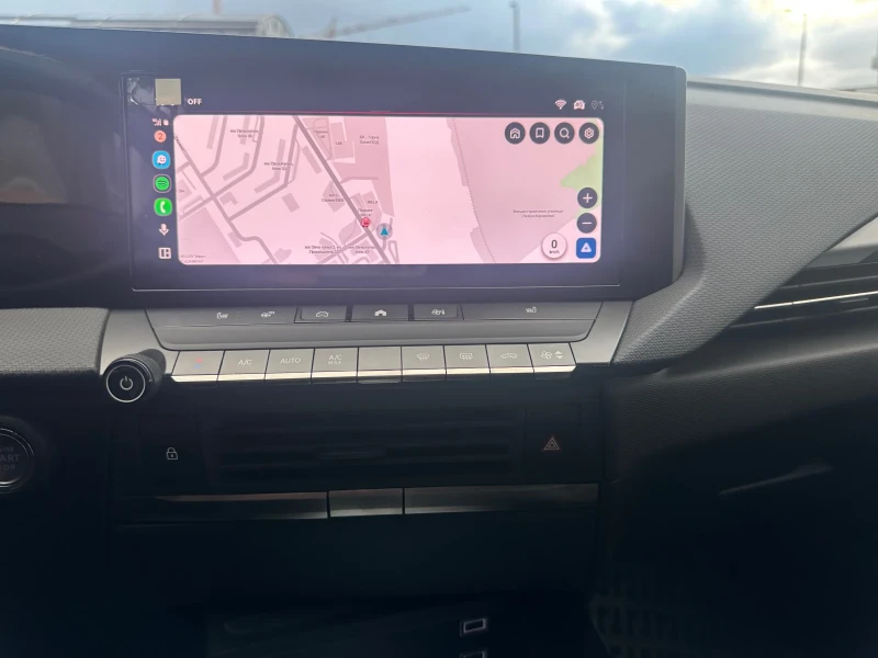 Opel Astra L Business Edition 1.2 Turbo, снимка 11 - Автомобили и джипове - 52588191