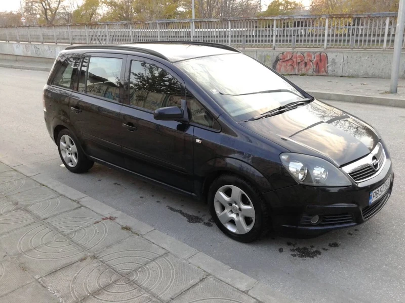 Opel Zafira, снимка 4 - Автомобили и джипове - 52646019