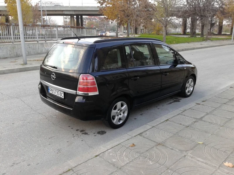 Opel Zafira, снимка 7 - Автомобили и джипове - 52646019