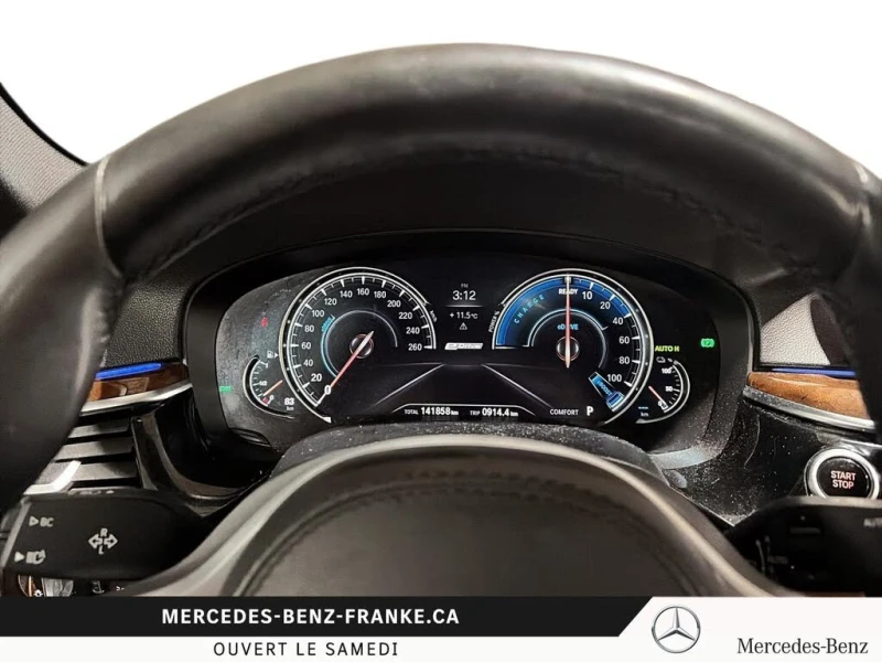 BMW 530E M-PACK* HARMAN* AMBIENT* HYBRID* 8ZF* DAKOTA COGNA, снимка 8 - Автомобили и джипове - 52740242