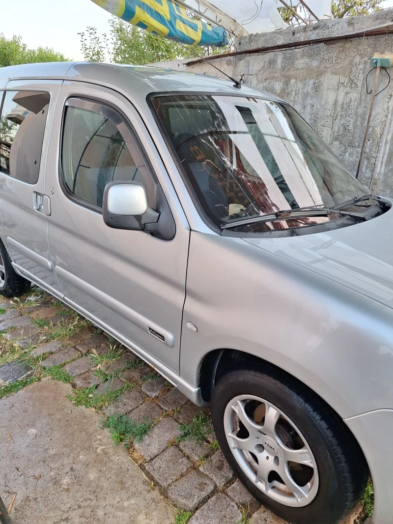 Citroen Berlingo 1.6I 109к.с Газово, снимка 3 - Автомобили и джипове - 52898509