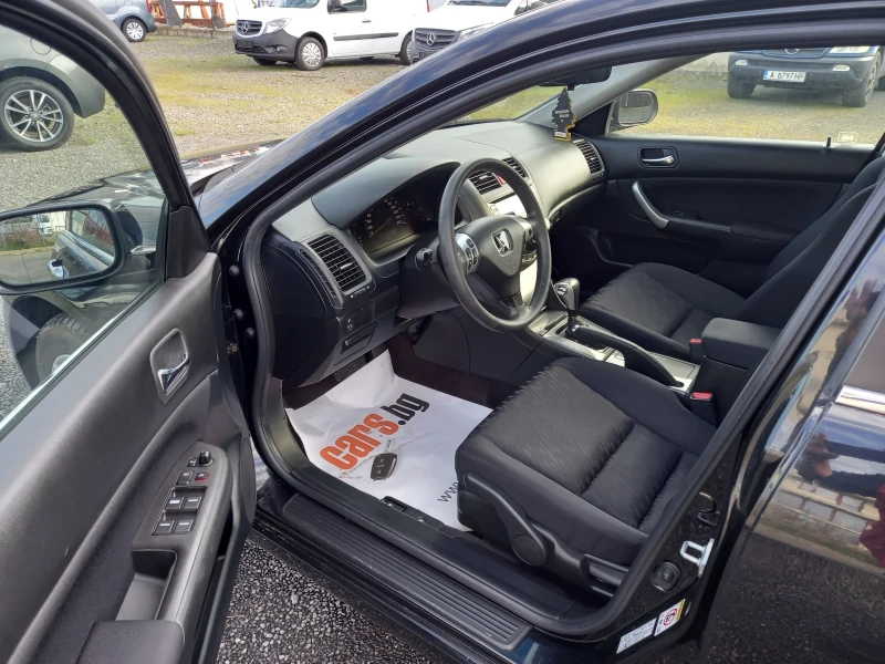 Honda Accord 2.0 VITEC  AUTOMATIC, снимка 13 - Автомобили и джипове - 53076549