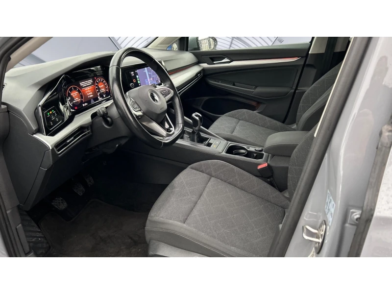 VW Golf 2.0 TDi Life M/T, Месечна вноска от 227  , снимка 11 - Автомобили и джипове - 53086764