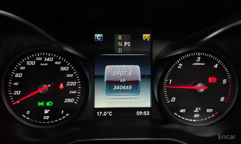 Mercedes-Benz C 220, снимка 8 - Автомобили и джипове - 53192019