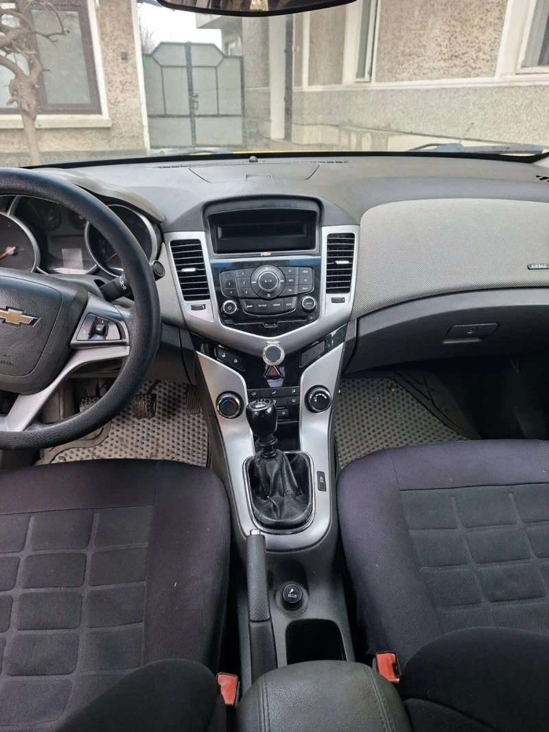 Chevrolet Cruze ГАЗ -БЕНЗИН, снимка 6 - Автомобили и джипове - 53292935