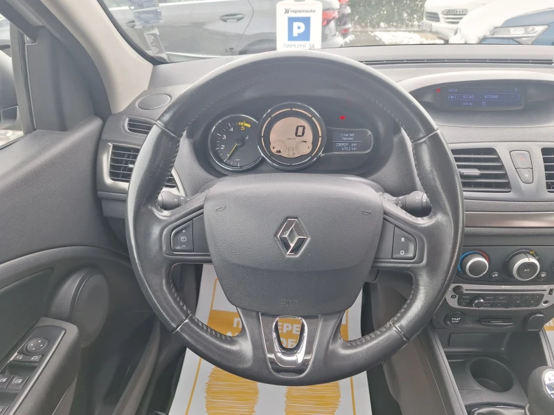 Renault Megane III 1.5dCi 110к.с., снимка 9 - Автомобили и джипове - 53328185