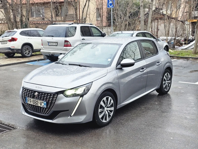 Peugeot 208, снимка 4 - Автомобили и джипове - 53389395