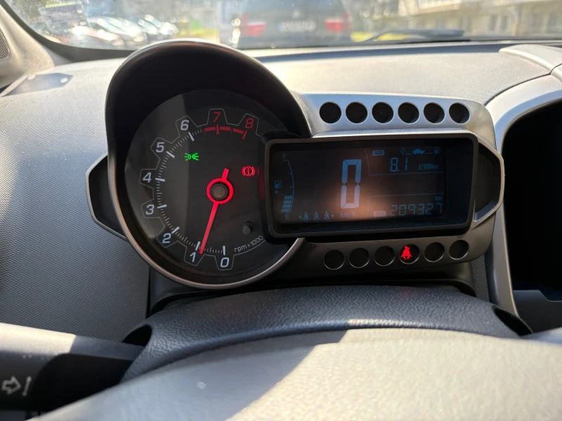 Chevrolet Aveo 1.2 бензин-газ, снимка 9 - Автомобили и джипове - 53514399