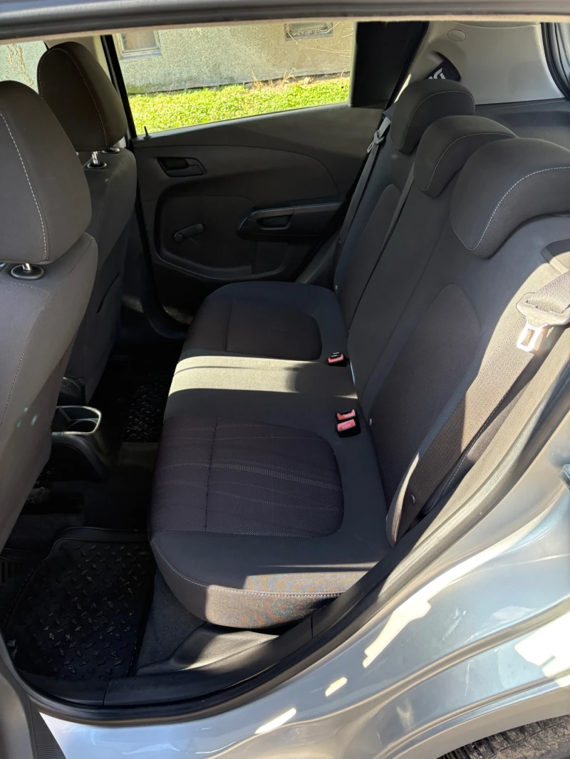 Chevrolet Aveo 1.2 бензин-газ, снимка 12 - Автомобили и джипове - 53514399