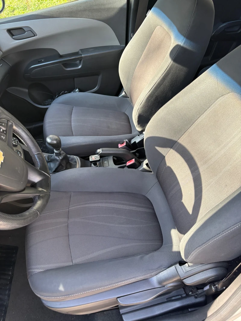Chevrolet Aveo 1.2 бензин-газ, снимка 11 - Автомобили и джипове - 53514399
