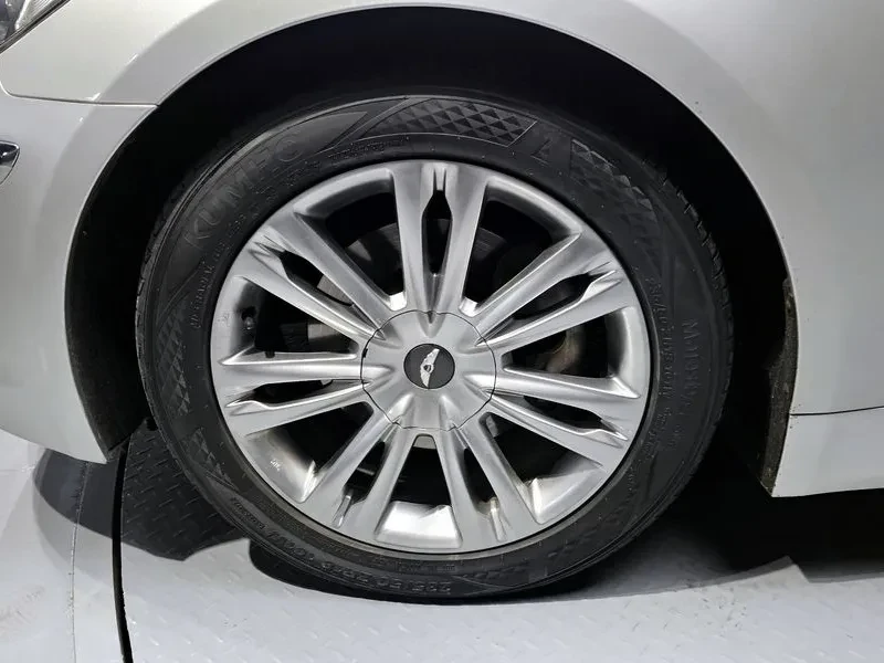 Hyundai Genesis 3.3, снимка 5 - Автомобили и джипове - 54615928