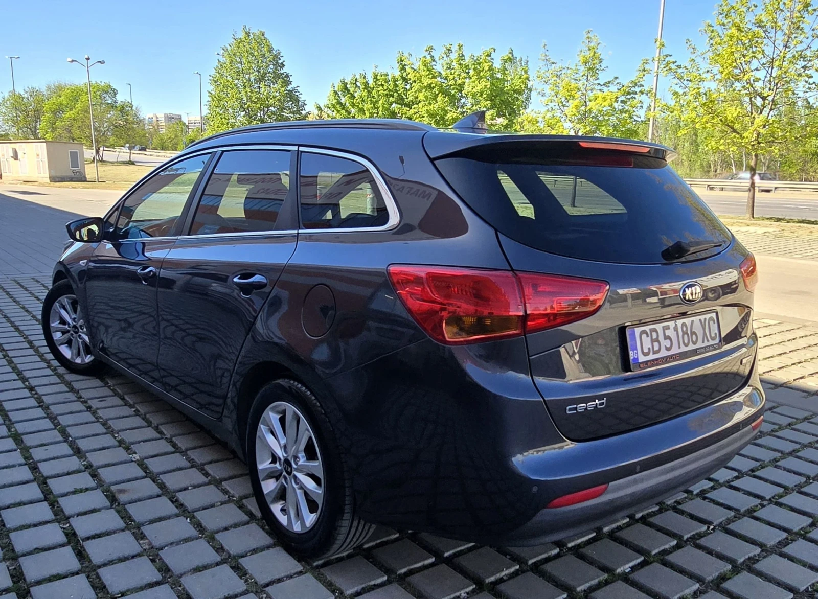 Kia Ceed 1, 6 бензин, 135кс, навигация - изображение 5