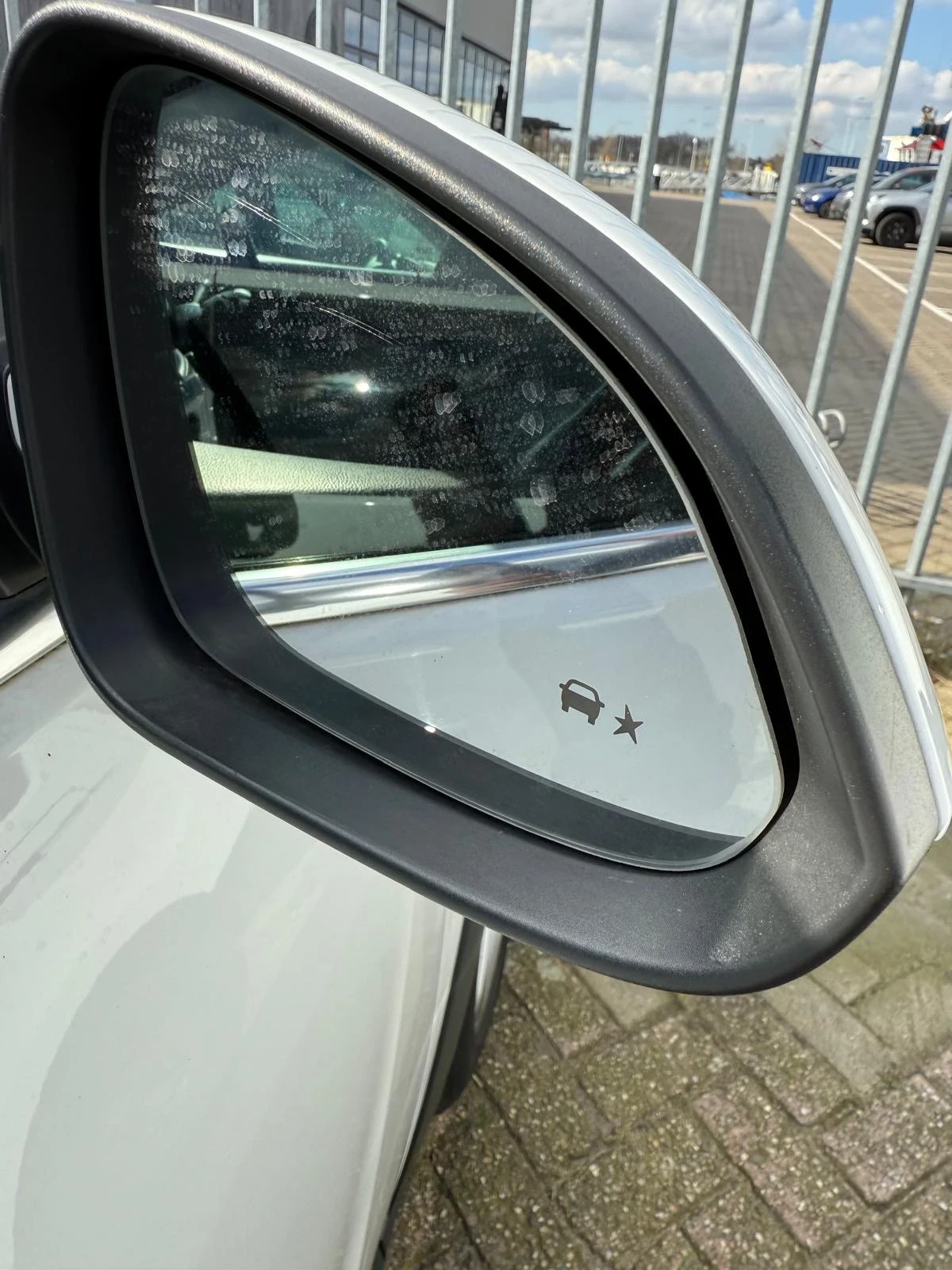 Opel Insignia  - изображение 7
