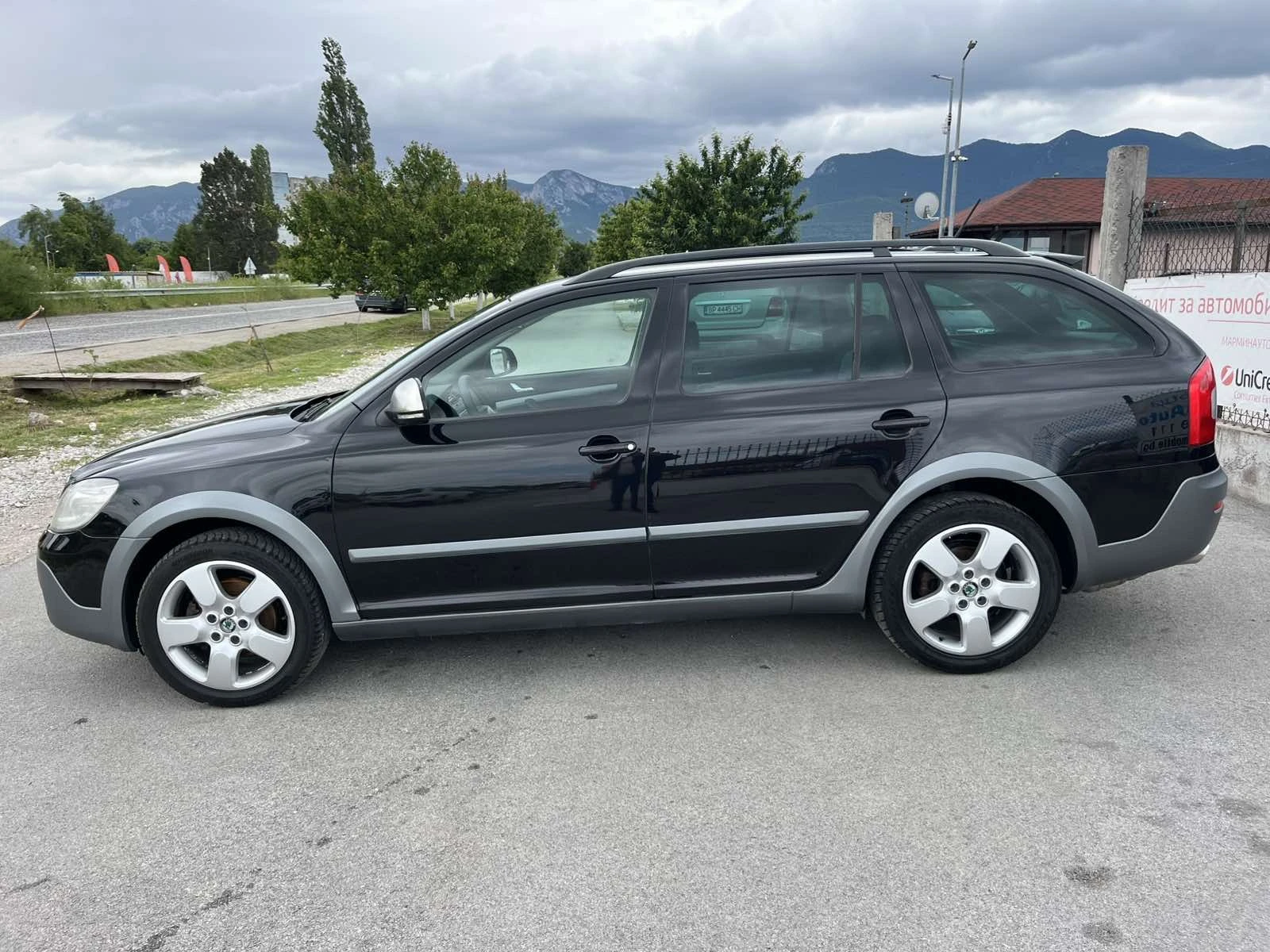 Skoda Octavia SCOUT VRS 2.0TDI 140кс 4Х4 6 СКОРОСТИ NAVI КСЕНОН - изображение 6