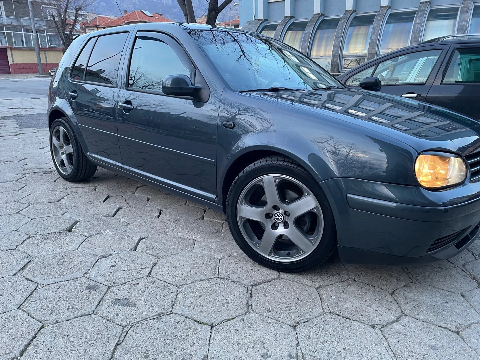VW Golf  - изображение 8