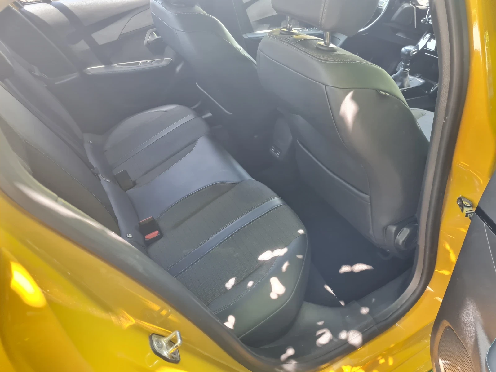 Peugeot 208 | Mobile.bg   15