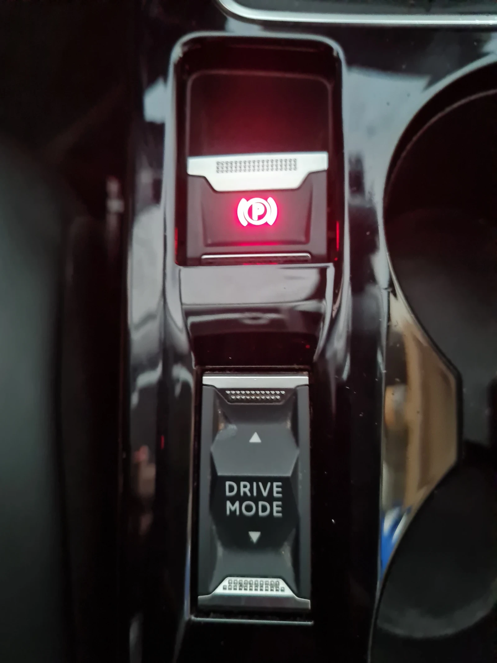 Peugeot 208 | Mobile.bg   12