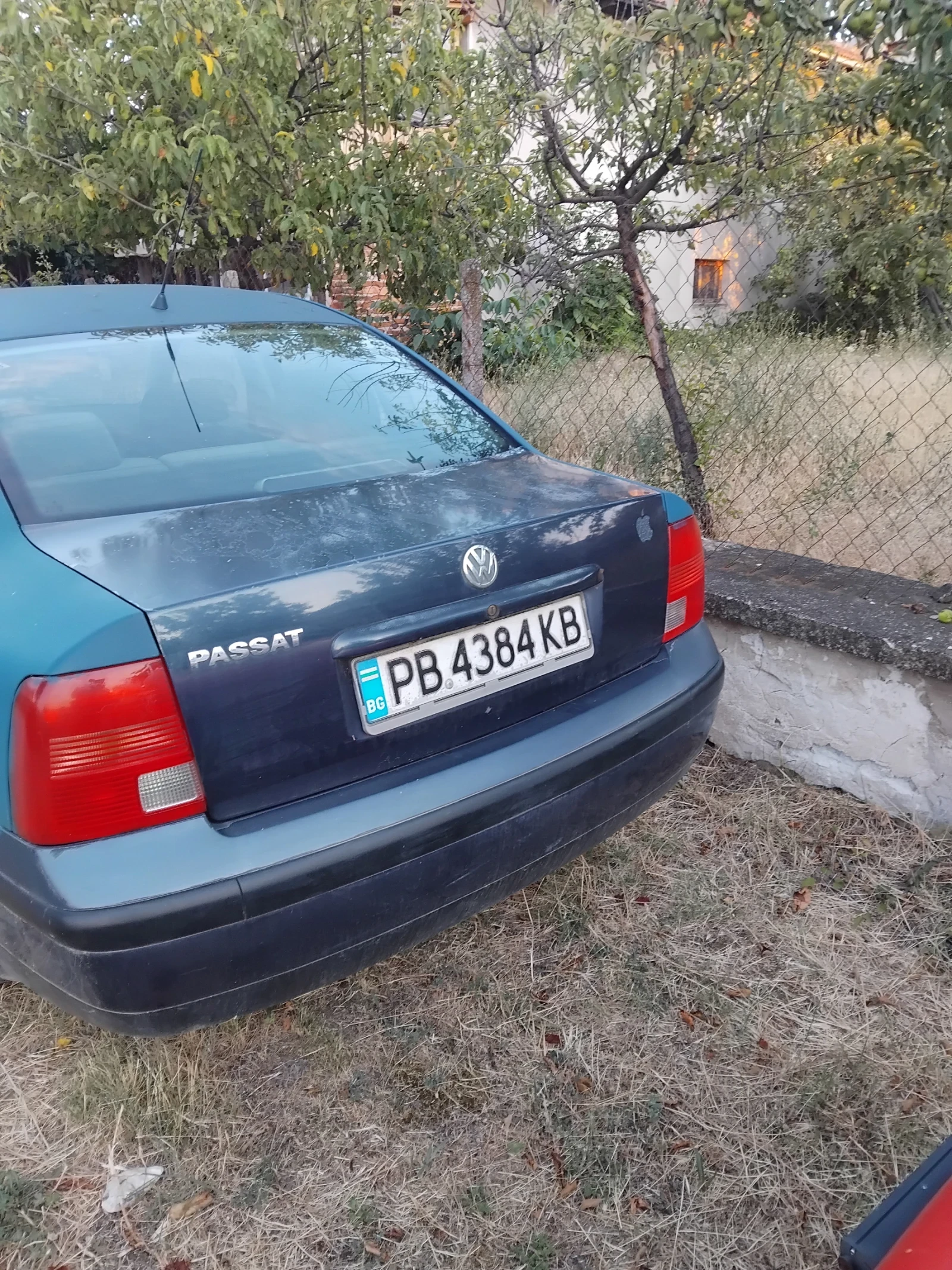 VW Passat Sedan | Mobile.bg   5